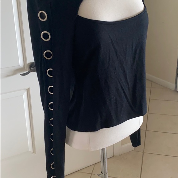 Emma and Sam super trendy top perfect condition - Picture 7 of 9